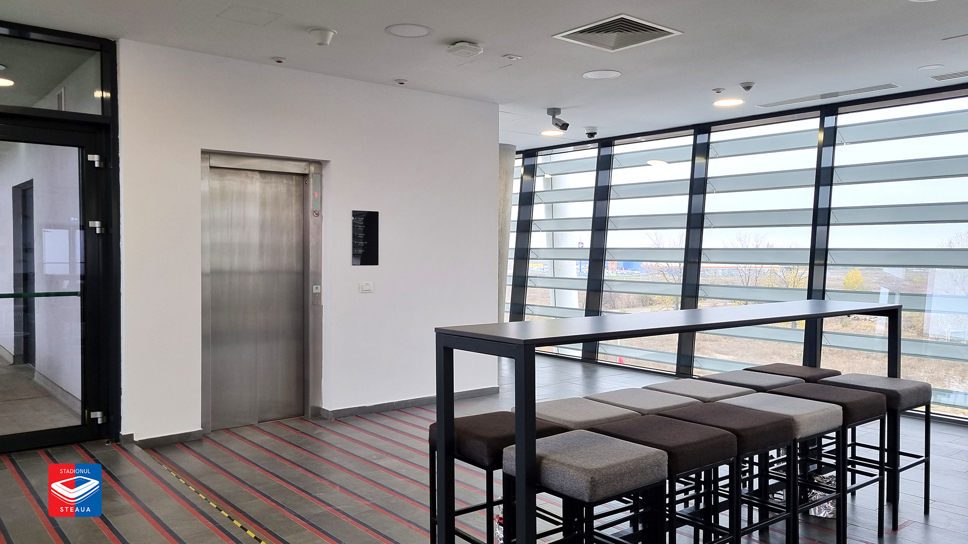SkyBar, photo 4